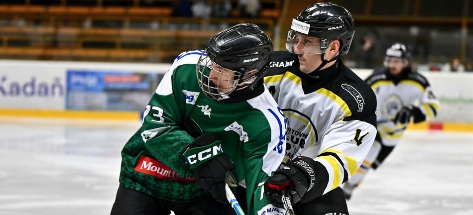 Vyrovnan duel se zvrtl v debakl v posledn sti